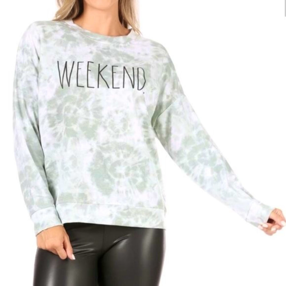 Rae Dunn "Weekend" Sweatshirt